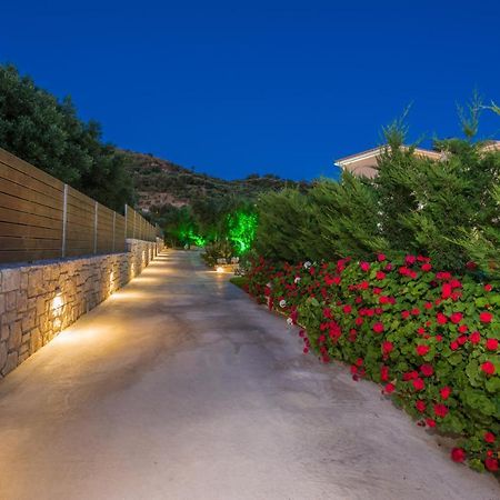 Romanza II Luxury Villa กาลามากี ภายนอก รูปภาพ