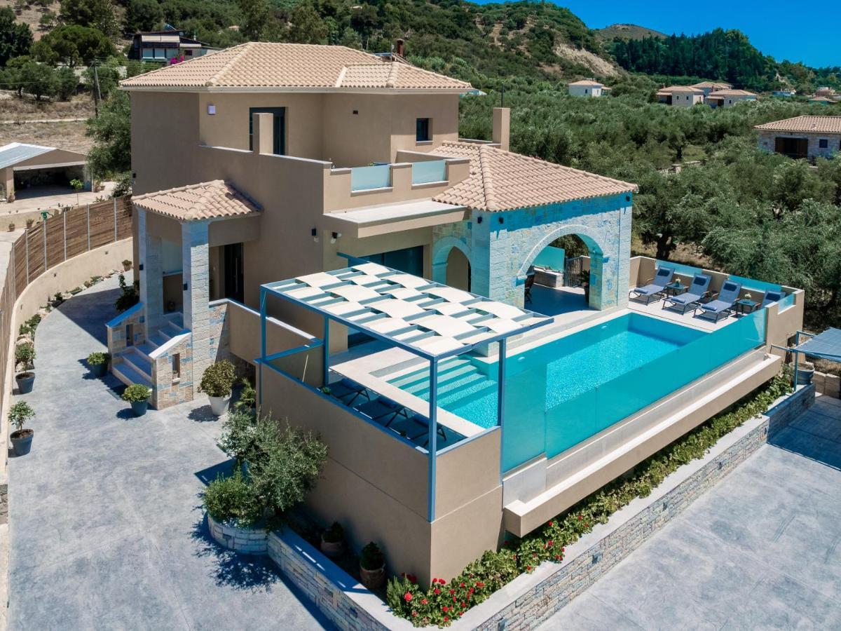 Romanza II Luxury Villa กาลามากี ภายนอก รูปภาพ