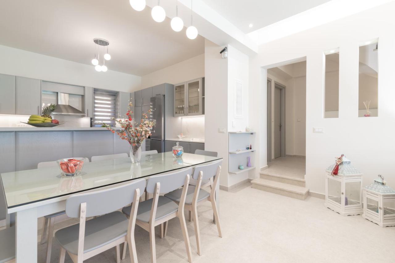Romanza II Luxury Villa กาลามากี ภายนอก รูปภาพ