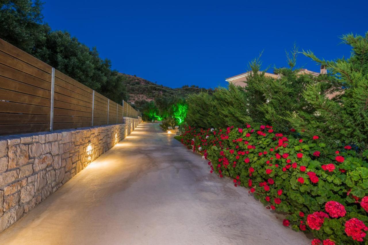 Romanza II Luxury Villa กาลามากี ภายนอก รูปภาพ